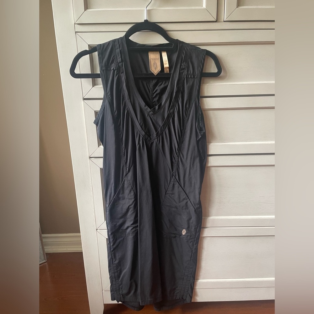 Indygena Black Sleeveless Dress